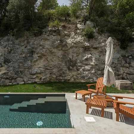 La Rocca Villa *